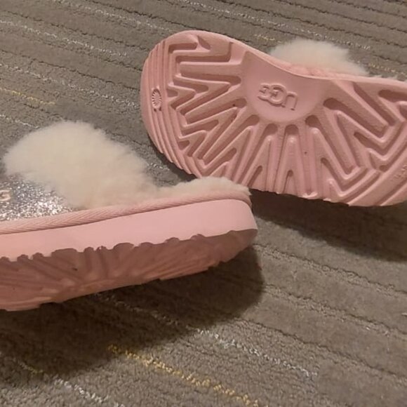 UGG Kids' Cozy II Glitter slippers size 12 - Picture 7 of 7